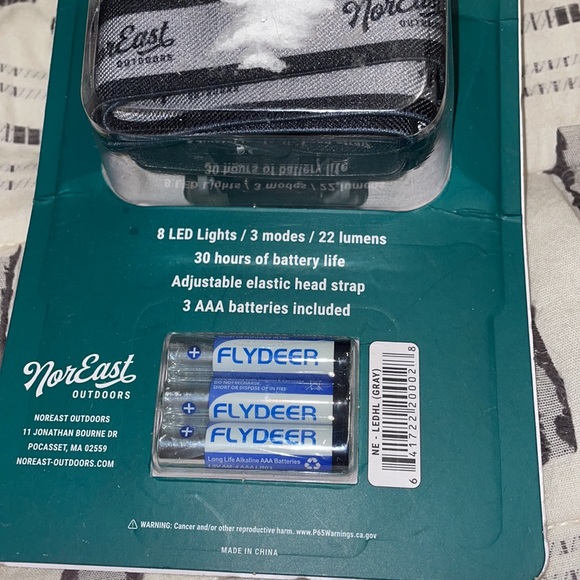 Noreast outdoors headlamp 8 LED with batteries - Picture 4 of 4